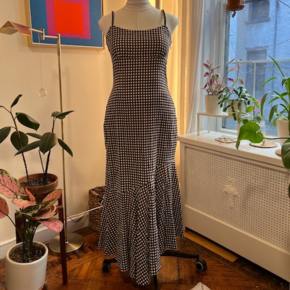 Peony Sunday Holiday Midi Dress